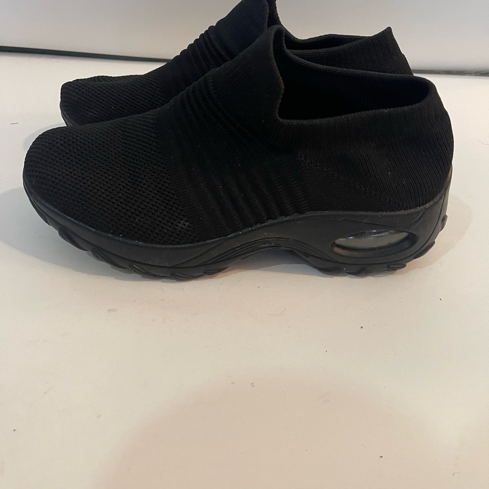 Women's Black Slip-On Sneakers